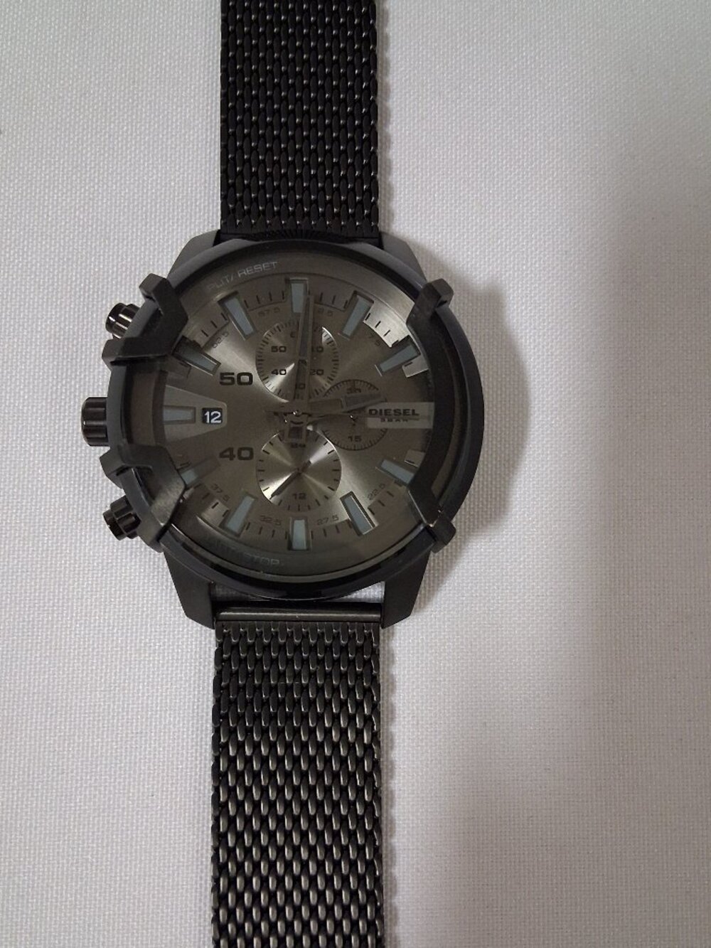 Diesel Men’s Griffed Quartz Watch with Stainless Steel Strap (Model: DZ4536)
